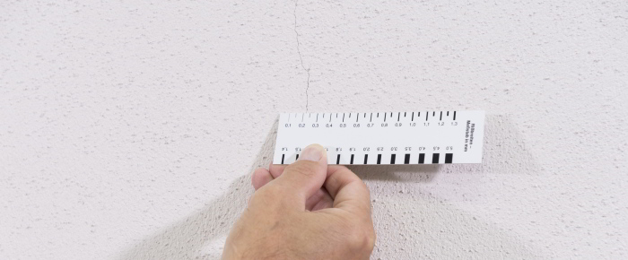 mikrotrhlinky na fasáde