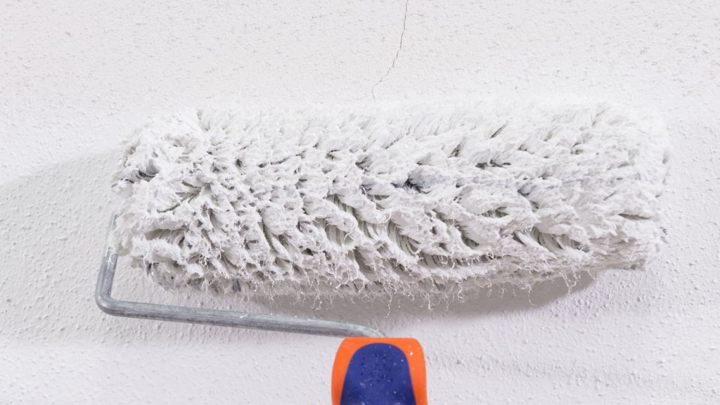 Oprava fasády s trhlinkami